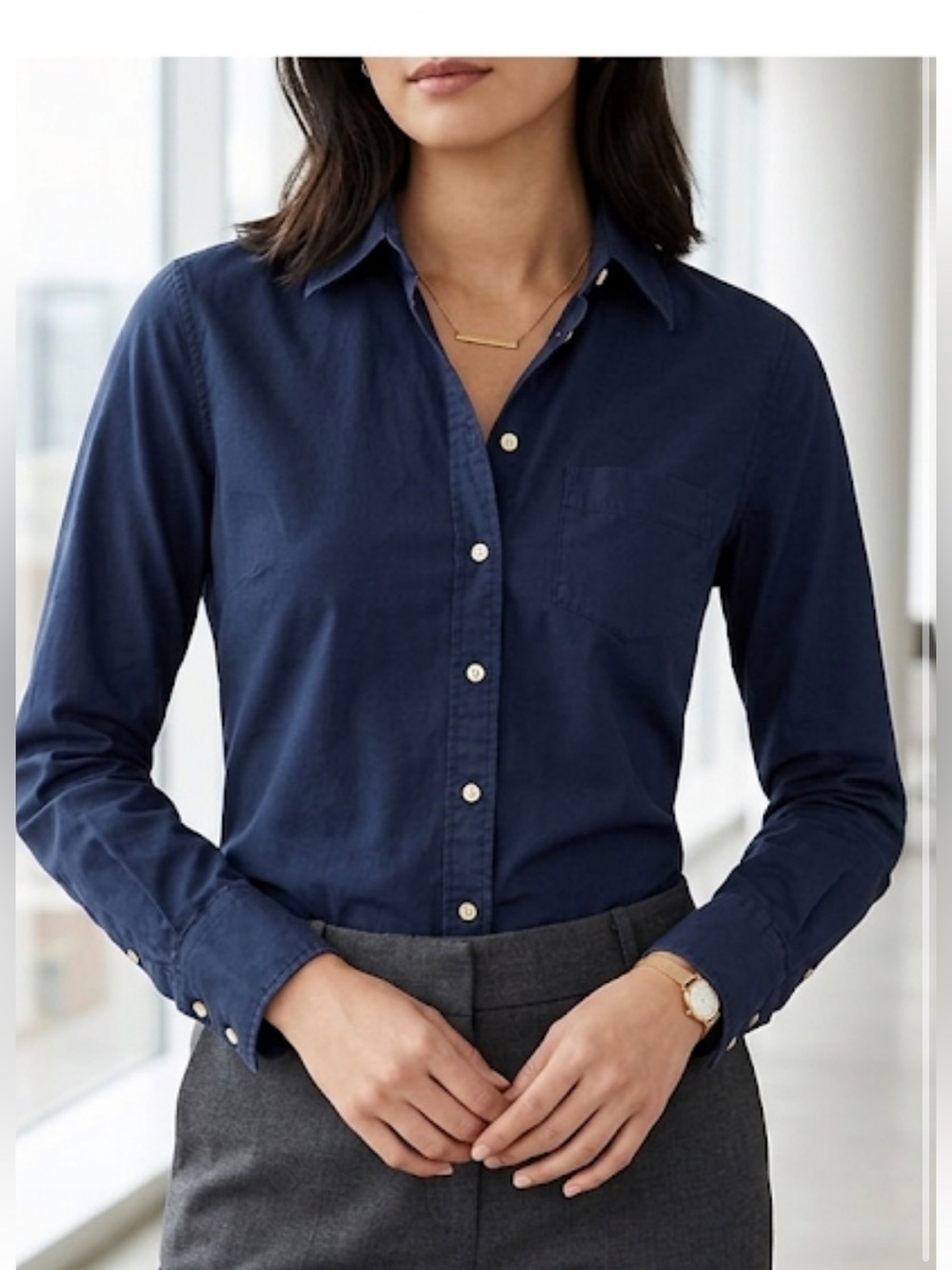 J.Crew Navy Button Down Shirt Medium Classic Long Sleeve Lightweight